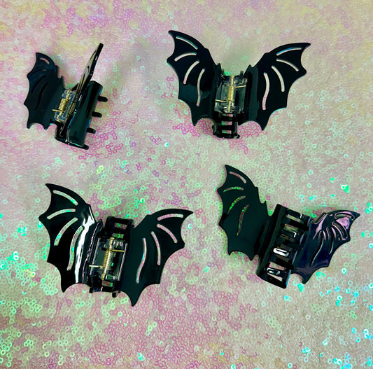 Black bat hair clip