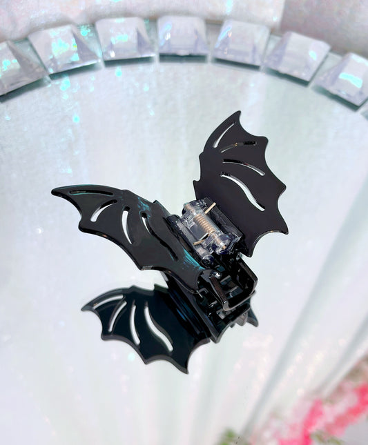 Black bat hair clip